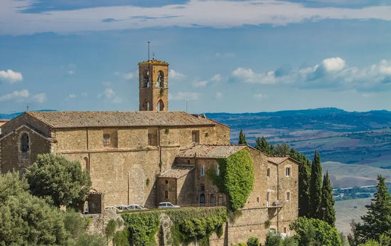 Montalcino: Entre Viñedos y Fortalezas | Joya de la Toscana